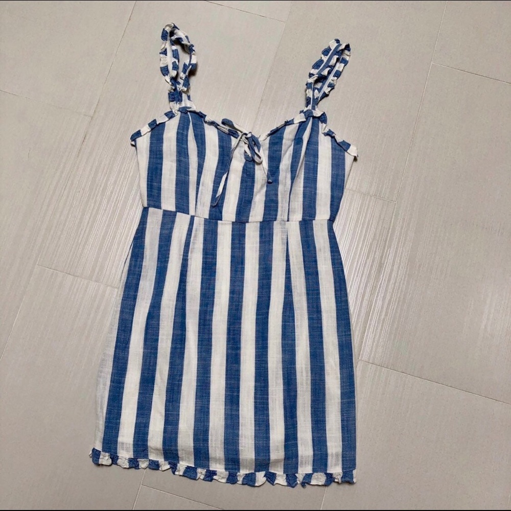 Forever 21 linen picnic dress